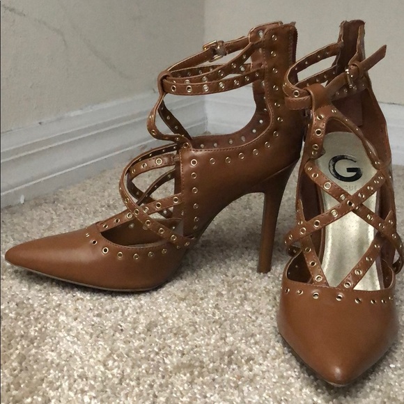 G by Guess Shoes -Leather Pointed Toe heel - Picture 2 of 4
